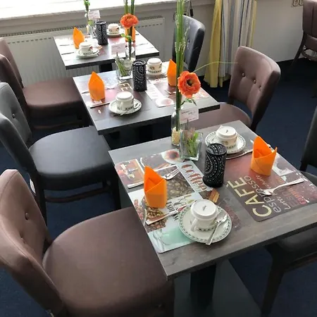 Hotel Peterchens Mondfahrt 3*