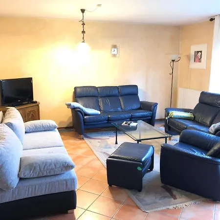 Rhoenblick Apartment *