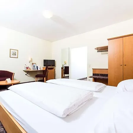 Cph Lenz Hotel 3*