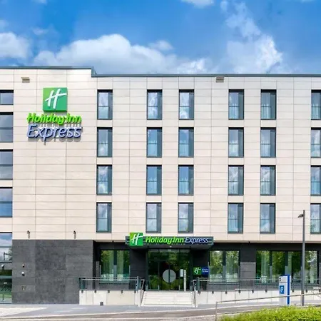 Express - By Ihg Hotel 3*