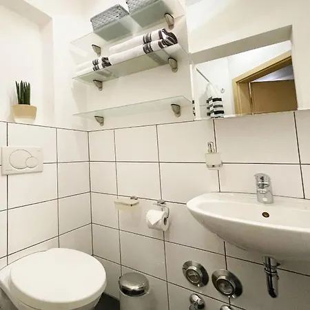 Aue Apartment
