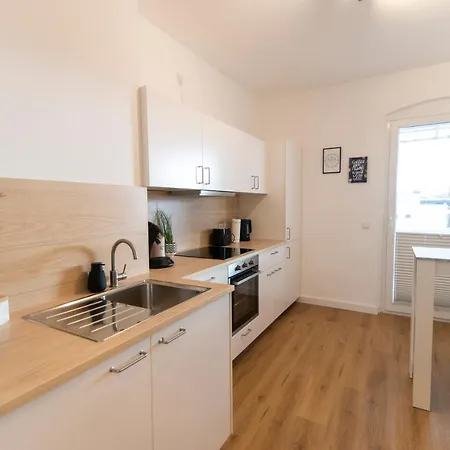 Peter - 90qm, 3 Schlafzimmer, Kueche, Wohnzimmer, Balkon, Netflix Apartamento Fulda