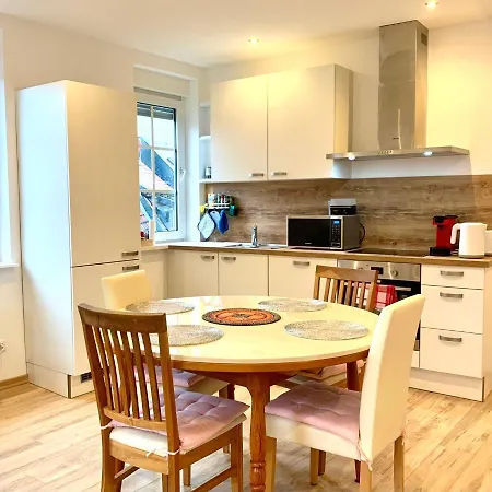 Apartment Heimat: Cozy Altstadt With Netflix & Wlan Fulda