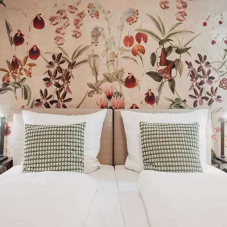 House Of Blooms *