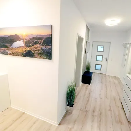 3-zimmer 84qm Mit Separatem Eingang Apartment