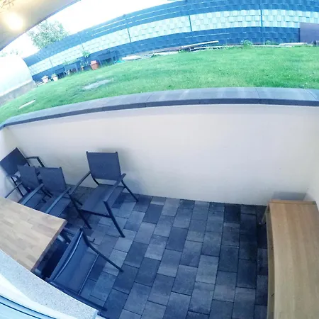 3-zimmer 84qm Mit Separatem Eingang Apartment