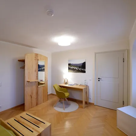 Kloster Frauenberg 3* Fulda