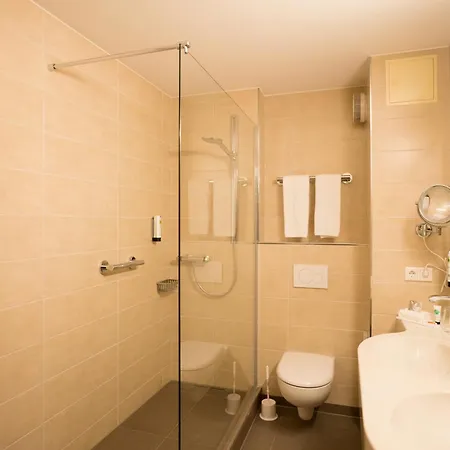 Hotel Mitte 4*
