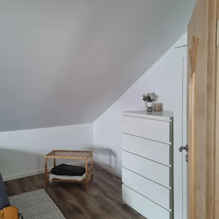 Eine Helle Gemuetliche Zum Wohlfuehlen Apartment *