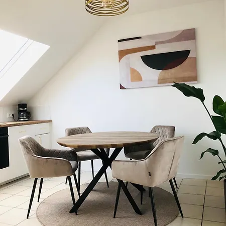 Dom 007 Apartment *
