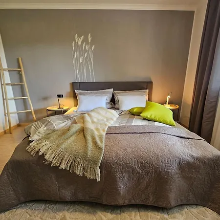 Quartier 2 Apartment
