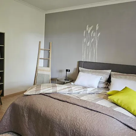 Apartment Quartier 2 *