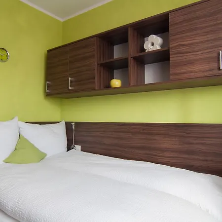Casa de hóspedes Komfortable Apartment-wohnung *