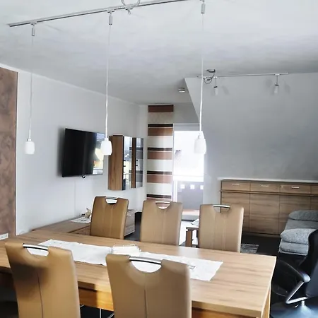 Komfortable Apartment-wohnung Casa de hóspedes *