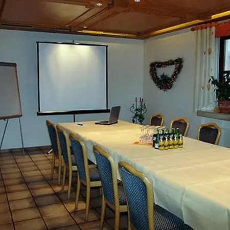 Hotel Altes Casino Petersberg (Hessen)