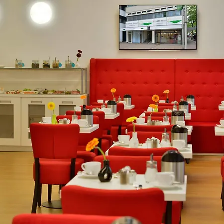 Invite Hauptbahnhof Hotel 3*